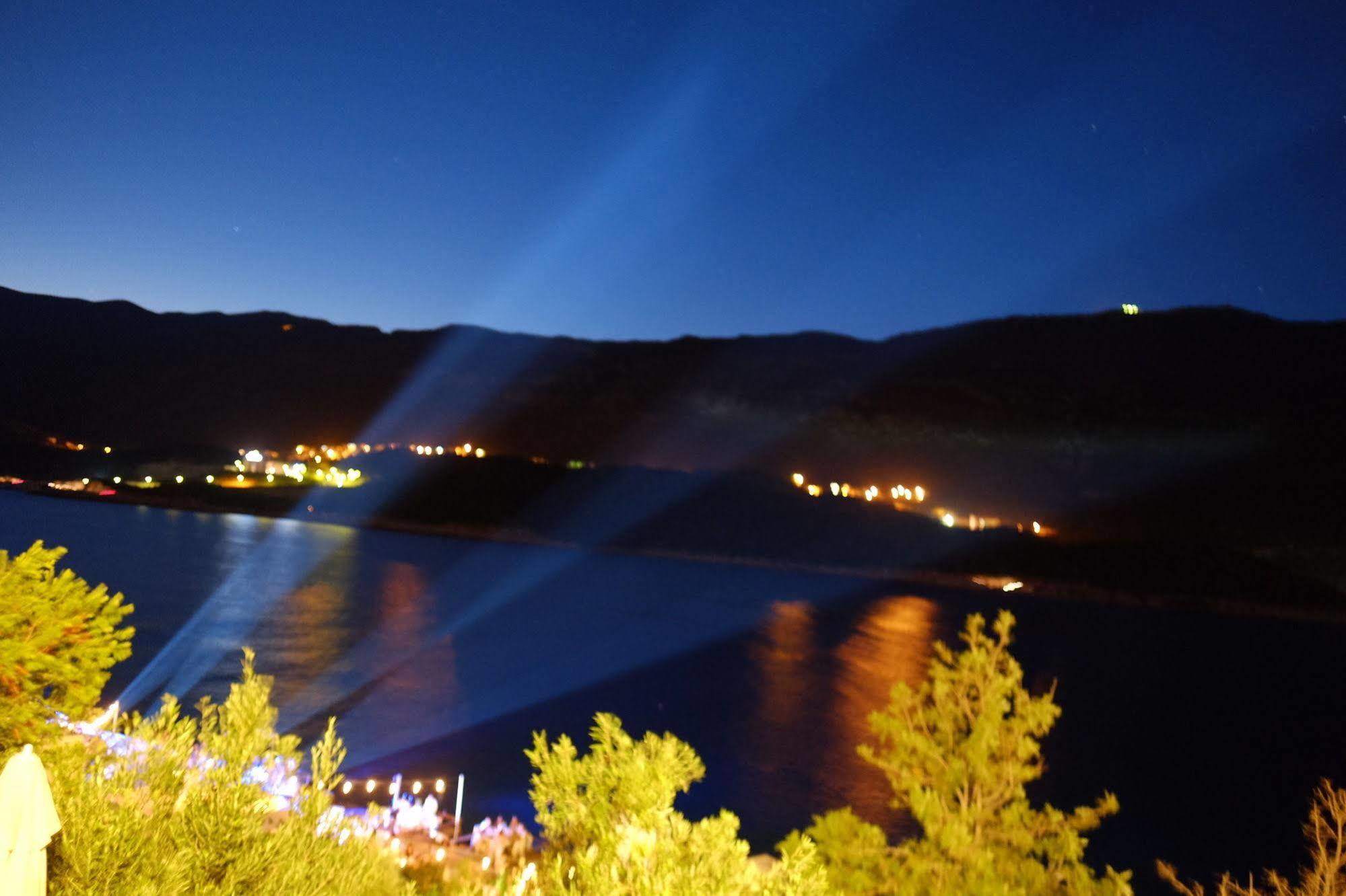 Club Hotel Barbarossa Kas Bagian luar foto